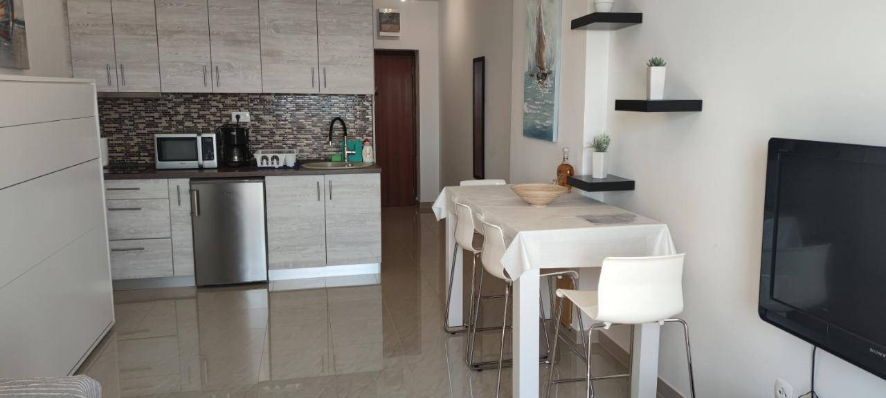 Studio Apartment Novi Vinodolski Zewnętrze zdjęcie