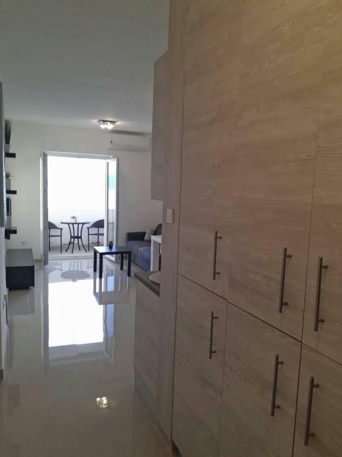 Studio Apartment Novi Vinodolski Zewnętrze zdjęcie